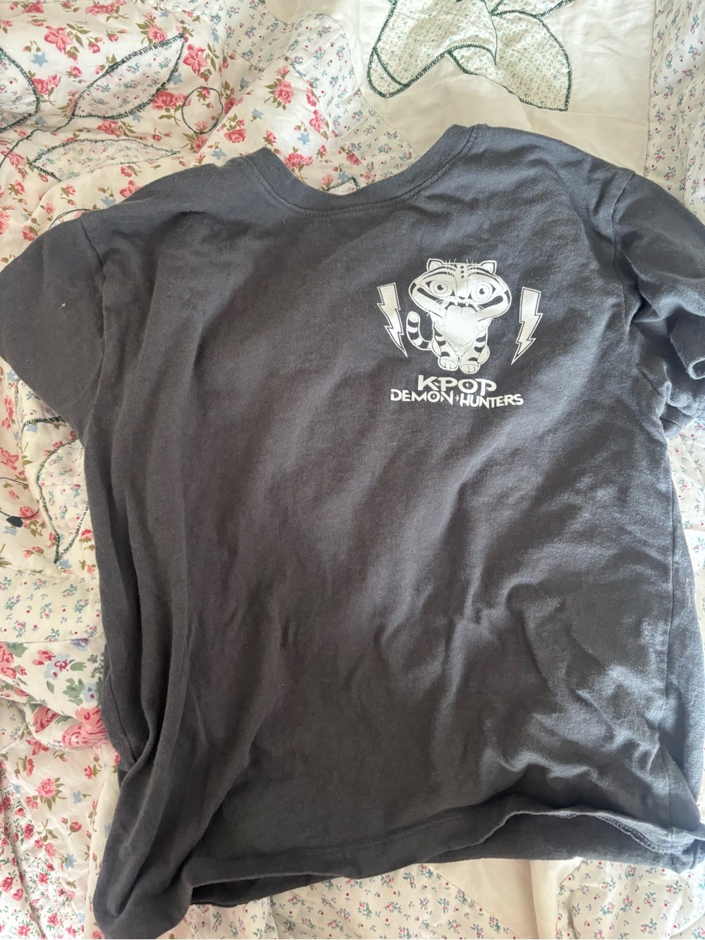 Shirt child  k pop demon hunters derpy top